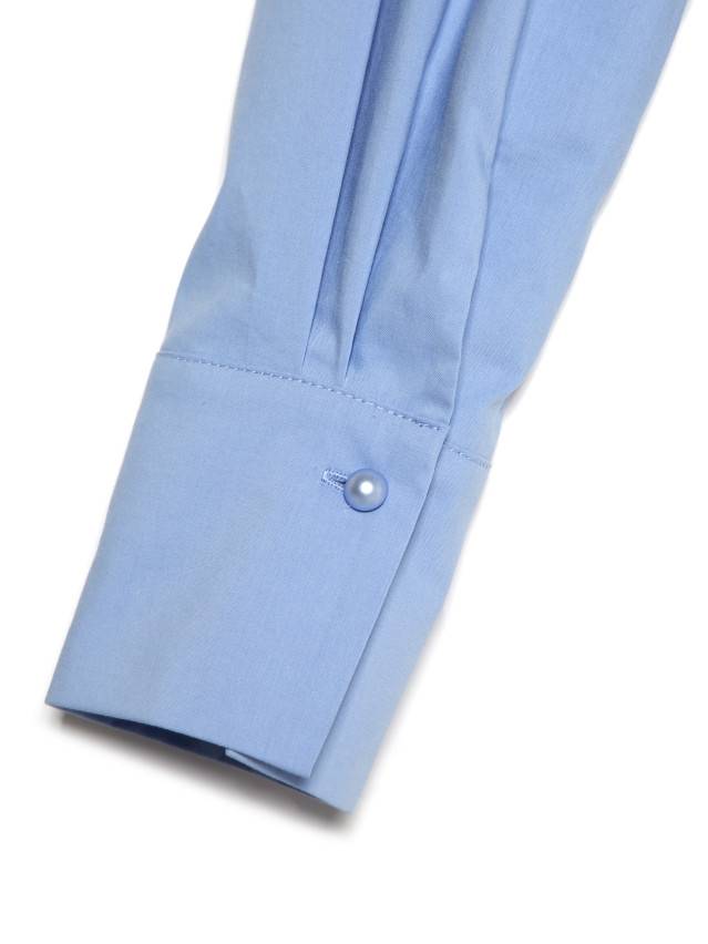 Блуза жіноча з текстильної тканини з довгим рукавом. По низу рукавів пришиті широкі манжети із застібкою на один гудзик. Виріб з - 8
