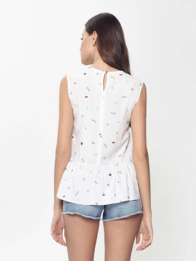 Блуза жіноча з текстильної тканини з набивним малюнком і відрізна по лінії талії. Нижня частина виробу присборена. Без рукавів. - 2