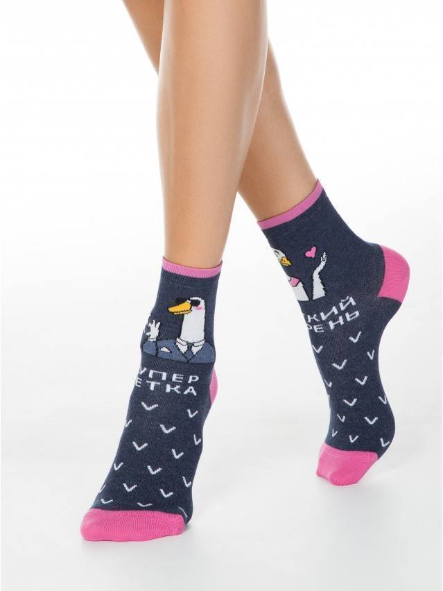 Жіночі шкарпетки з бавовни, з незвичайними асіметричними або різними малюнками - 1