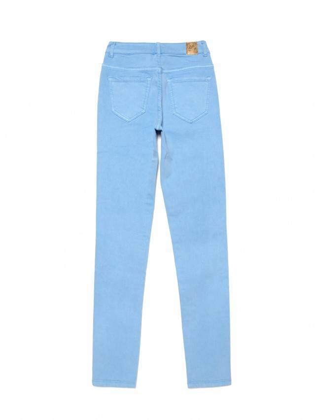 Моделюючі кольорові джинси завуженого крою з ефектом варіння CON - 237 - 5